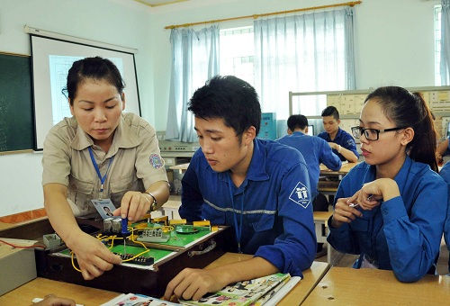 Mạnh dạn trao quyền tự chủ tài chính cho cơ sở giáo dục nghề nghiệp