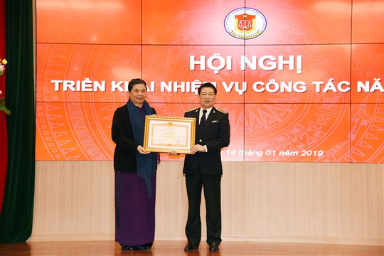 Nhiều tập thể, cá nhân của KTNN được trao thưởng danh hiệu thi đua năm 2018