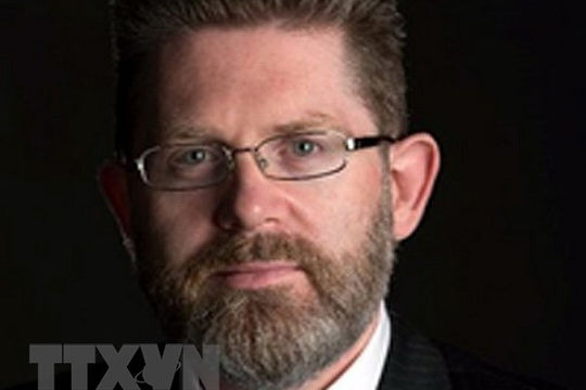 Chủ tịch Thượng viện Australia bắt đầu thăm chính thức Việt Nam