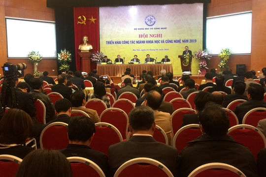 Cần hoàn thiện chính sách cho khoa học công nghệ phát triển Cần hoàn thiện chính sách cho khoa học công nghệ phát triển