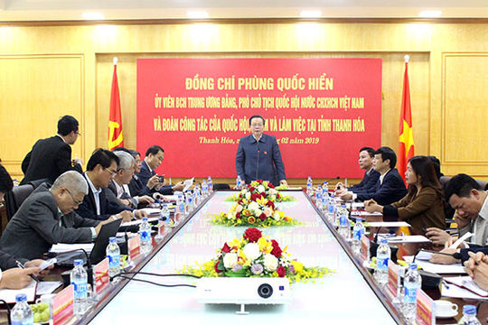 Phó Chủ tịch Quốc hội Phùng Quốc Hiển làm việc tại Thanh Hóa