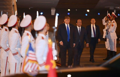 Tổng thống Hoa Kỳ Donald Trump đến Việt Nam lần thứ hai