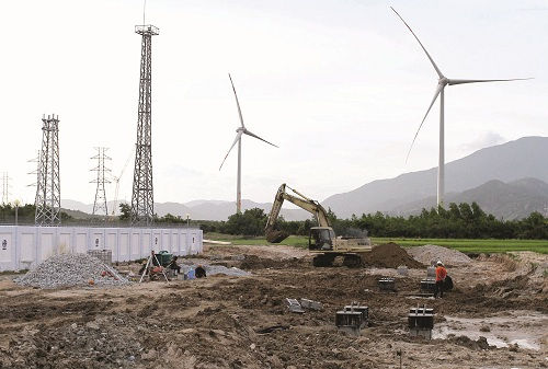 Phát triển năng lượng tái tạo:  Tiềm năng lớn nhưng thách thức còn nhiều