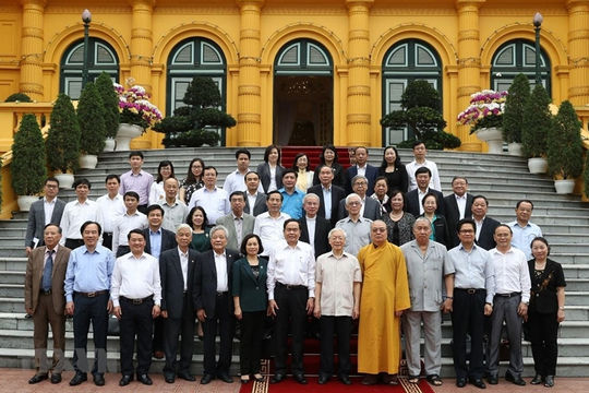 Tổng Bí thư, Chủ tịch nước gặp mặt đại diện Đoàn Chủ tịch MTTQ