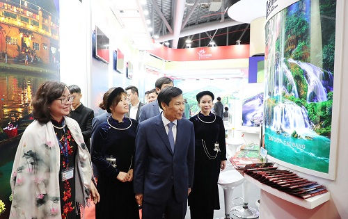 Để hoạt động triển lãm trở nên chuyên nghiệp hơn