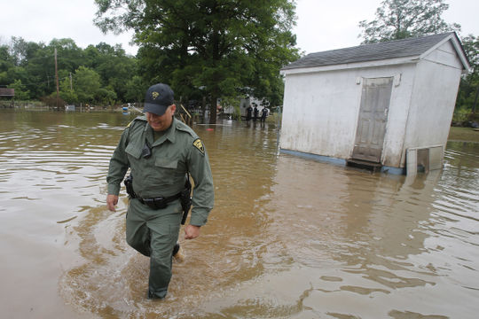 Bang Tây Virginia, Hoa Kỳ: Sai phạm trong quản lý các khoản tài trợ