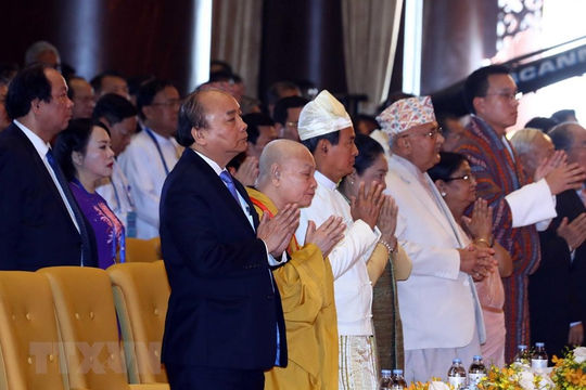 Thủ tướng Nguyễn Xuân Phúc dự Lễ khai mạc Đại lễ Phật đản LHQ