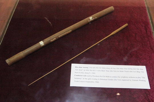 Khai mạc trưng bày “Hồ Chí Minh - Chân dung một con Người”