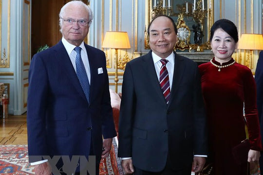 Thủ tướng hội kiến Quốc vương Thụy Điển Carl XVI Gustav