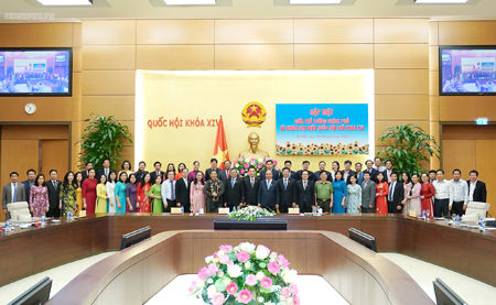 Thủ tướng: Muốn thành công thì làm gì cũng phải trách nhiệm và nhiệt huyết, nhất là lớp trẻ