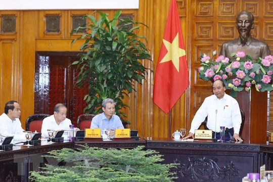 Thủ tướng Nguyễn Xuân Phúc làm việc với lãnh đạo tỉnh Thừa Thiên-Huế