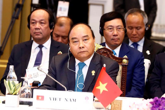 Thủ tướng dự Phiên toàn thể Hội nghị cấp cao ASEAN lần thứ 34