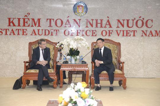 Tổng Kiểm toán Nhà nước Hồ Đức Phớc tiếp Phó Giám đốc điều hành Cơ quan hợp tác kỹ thuật quốc tế Pháp