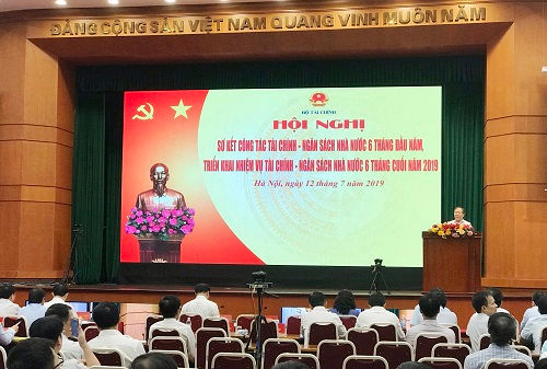 6 tháng đầu năm: Thu ngân sách Trung ương và địa phương đều đạt khá 6 tháng đầu năm: Thu ngân sách Trung ương và địa phương đều đạt khá