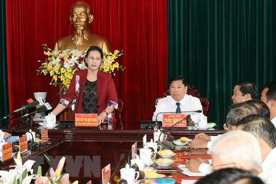 Chủ tịch Quốc hội: Vĩnh Long cần cơ cấu lại sản xuất nông nghiệp Chủ tịch Quốc hội: Vĩnh Long cần cơ cấu lại sản xuất nông nghiệp