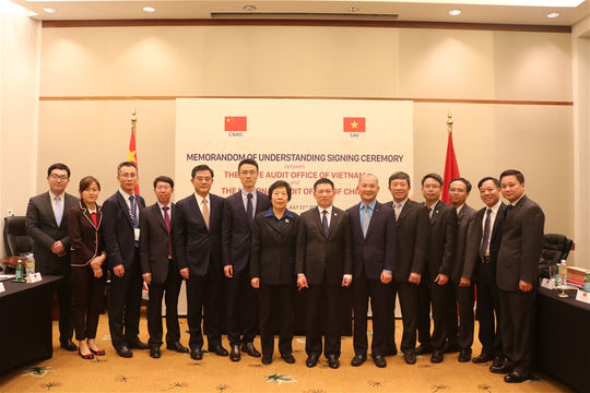 Tổng Kiểm toán Nhà nước Hồ Đức Phớc hội đàm với Tổng Kiểm toán Nhà nước Trung Quốc Hồ Trạch Quân