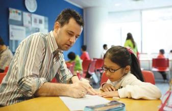 Dạy và học ngoại ngữ:  Đầu tư lớn, chất lượng thấp