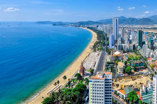 Tìm lời giải cho bài toán phát triển vùng miền Trung-Tây Nguyên