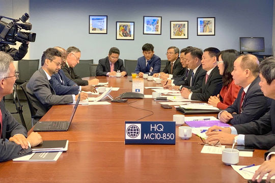 Đoàn lãnh đạo cấp cao của KTNN Việt Nam thăm và làm việc với Ngân hàng Thế giới