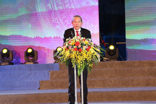 Phó Thủ tướng dự Liên hoan trình diễn di sản văn hóa phi vật thể quốc gia