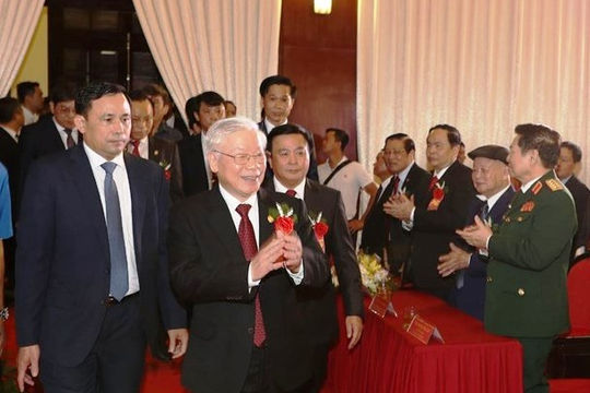 Tổng Bí thư, Chủ tịch nước gửi gắm niềm tin vào ngôi trường cao cấp nhất của Đảng Tổng Bí thư, Chủ tịch nước gửi gắm niềm tin vào ngôi trường cao cấp nhất của Đảng