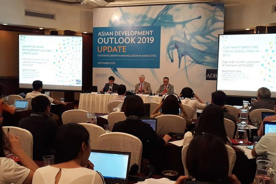 Kinh tế Việt Nam tăng trưởng vững vàng bất chấp môi trường bên ngoài suy yếu