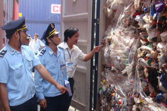 Giải quyết bất cập trong công tác quản lý phế liệu nhập khẩu Giải quyết bất cập trong công tác quản lý phế liệu nhập khẩu