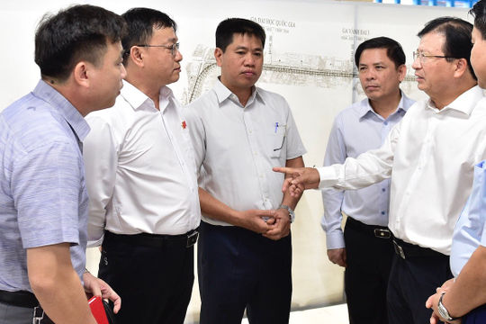 Phó Thủ tướng Trịnh Đình Dũng: Đưa đường sắt Cát Linh-Hà Đông vào khai thác trong năm nay