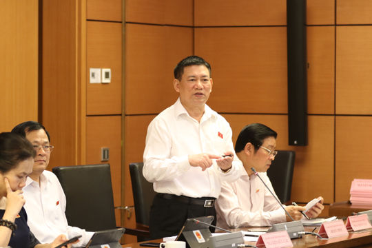 Tháo gỡ những “nút thắt” để thúc đẩy kinh tế phát triển