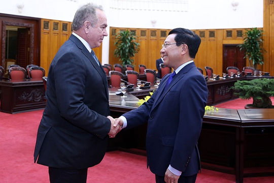 Việt Nam coi trọng phát triển quan hệ với Hoa Kỳ Việt Nam coi trọng phát triển quan hệ với Hoa Kỳ