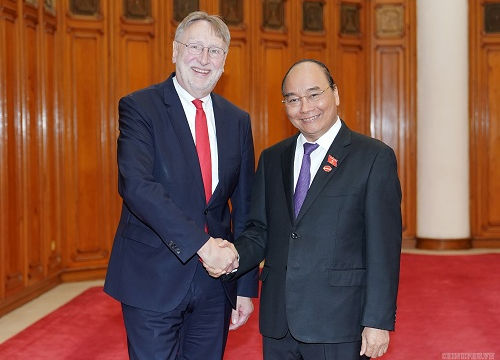 Thủ tướng tiếp đoàn Ủy ban Thương mại quốc tế Nghị viện châu Âu