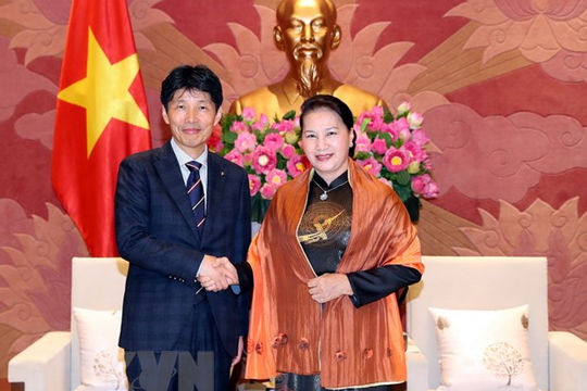 Chủ tịch Quốc hội tiếp đoàn đại biểu tỉnh Gunma của Nhật Bản