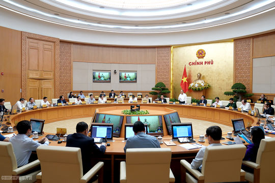 Chính phủ họp phiên thường kỳ tháng 10/2019: Những kết quả đạt được là tích cực, song không được chủ quan