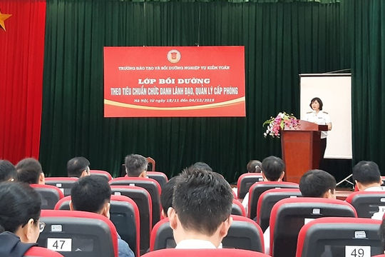 KTNN tổ chức lớp bồi dưỡng kiến thức cho lãnh đạo cấp phòng