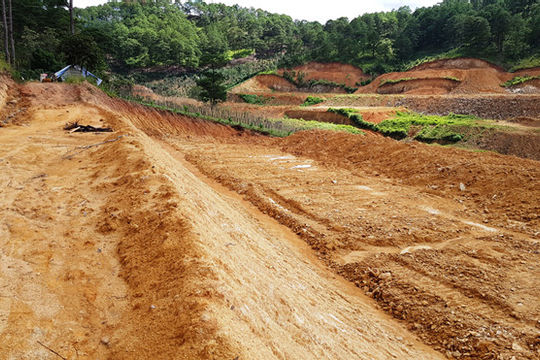 Lấn, chiếm đất sẽ bị phạt đến 1 tỷ đồng Lấn, chiếm đất sẽ bị phạt đến 1 tỷ đồng