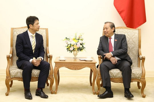 Phó Thủ tướng Thường trực Chính phủ tiếp Thống đốc tỉnh Ibaraki (Nhật Bản)