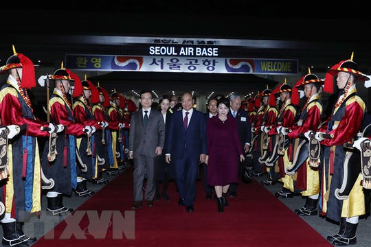 Thủ tướng Nguyễn Xuân Phúc kết thúc tốt đẹp chuyến thăm Hàn Quốc Thủ tướng Nguyễn Xuân Phúc kết thúc tốt đẹp chuyến thăm Hàn Quốc