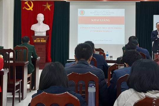 Khai giảng lớp bồi dưỡng kiến thức quốc phòng an ninh đối tượng 4