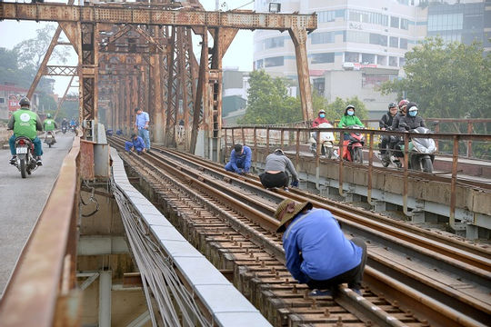 Dự án Cải tạo, nâng cấp tuyến đường sắt Yên Viên - Lào Cai: Kỳ I - Đội vốn và chậm tiến độ