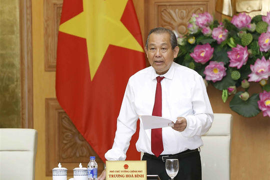 Phó Thủ tướng Thường trực lên đường thăm chính thức Lào và Campuchia