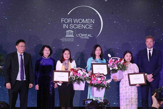 32 nhà khoa học nữ xuất sắc được vinh danh tại Giải thưởng L’Oréal – UNESCO