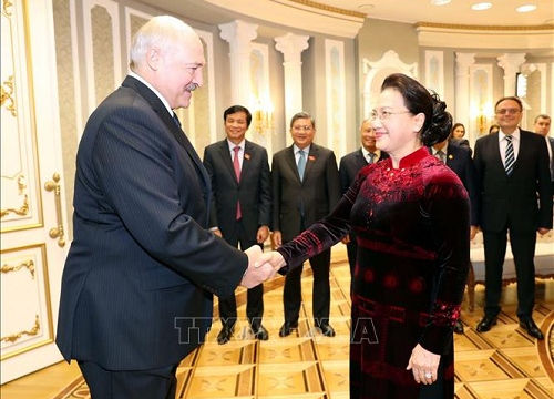 Chủ tịch Quốc hội hội kiến Tổng thống Cộng hòa Belarus
