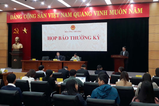 Ưu tiên đảm bảo cung cầu thịt lợn dịp Tết Nguyên đán