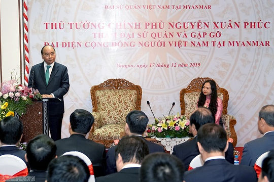 Thủ tướng gặp gỡ bà con kiều bào tại Myanmar