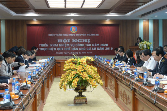 Nhiều kiến nghị đáng chú ý về sửa đổi chính sách đối với tự chủ đại học, bệnh viện và bảo vệ môi trường