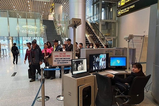 Tạm dừng đưa đón khách du lịch đến vùng có dịch nCoV