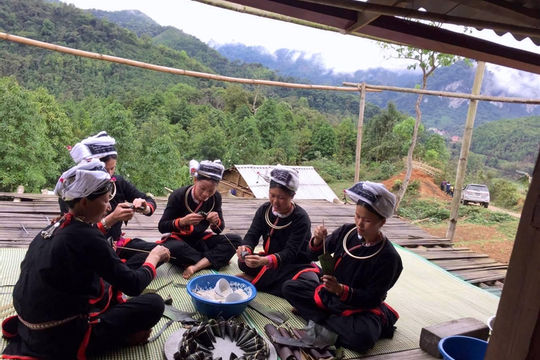 Người Sán Chỉ Cao Bằng rộn ràng đón Tết