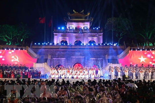 Lãnh đạo Đảng, Nhà nước dự cầu truyền hình "Ánh sáng niềm tin"