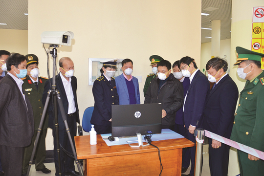 Ứng phó với dịch bệnh nCoV:  Nỗ lực trên mọi “mặt trận”