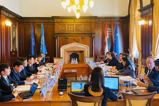 Tổng Kiểm toán Nhà nước Hồ Đức Phớc thăm và làm việc với KTNN Hungary Tổng Kiểm toán Nhà nước Hồ Đức Phớc thăm và làm việc với KTNN Hungary